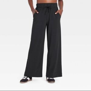 All in Motion Black Wide-Leg Pants